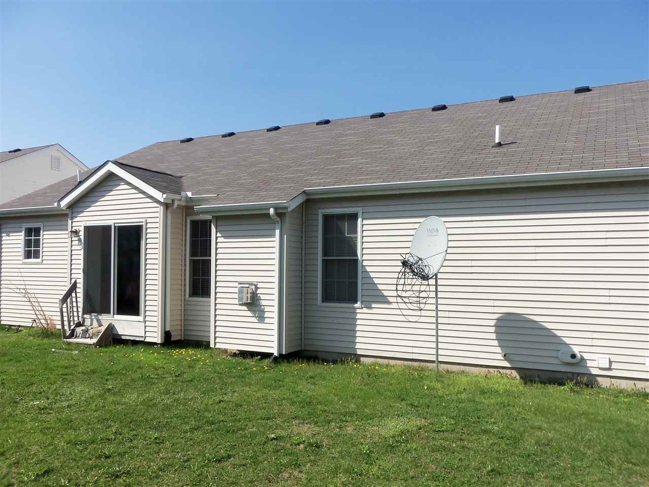 1225 Climbing Rose Ln, Mishawaka, IN 46544 photo 4