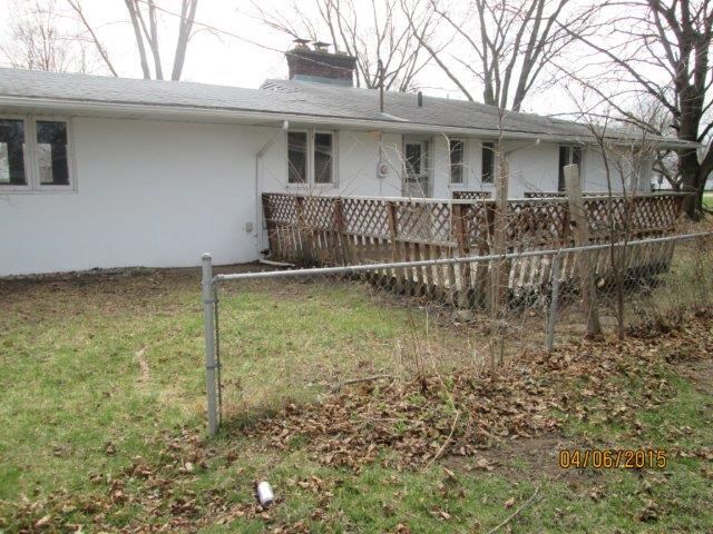 2429 Pleasant Plain Ave, Elkhart, IN 46517 photo 3