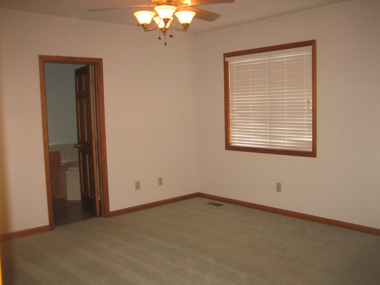 4109 Yoder Rd, Yoder, IN 46798 photo 10