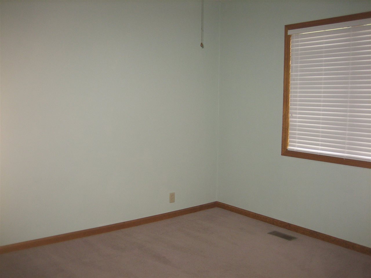 4109 Yoder Rd, Yoder, IN 46798 photo 13