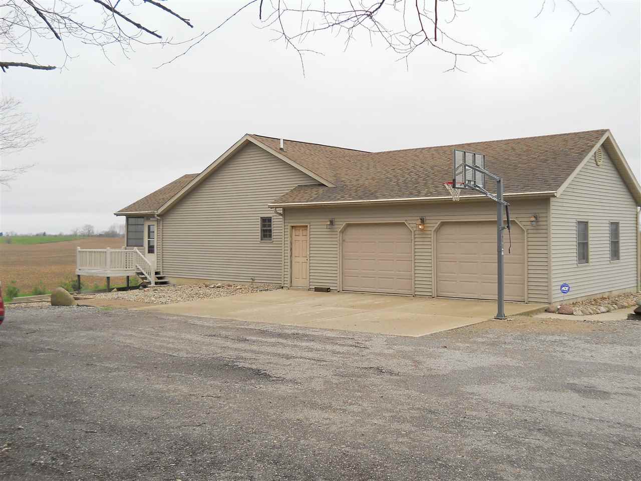 4495 S 900 W, Mentone, IN 46539 photo 3