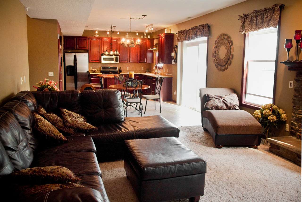 9022 Brickshire Pkwy, Fort Wayne, IN 46815 photo 11