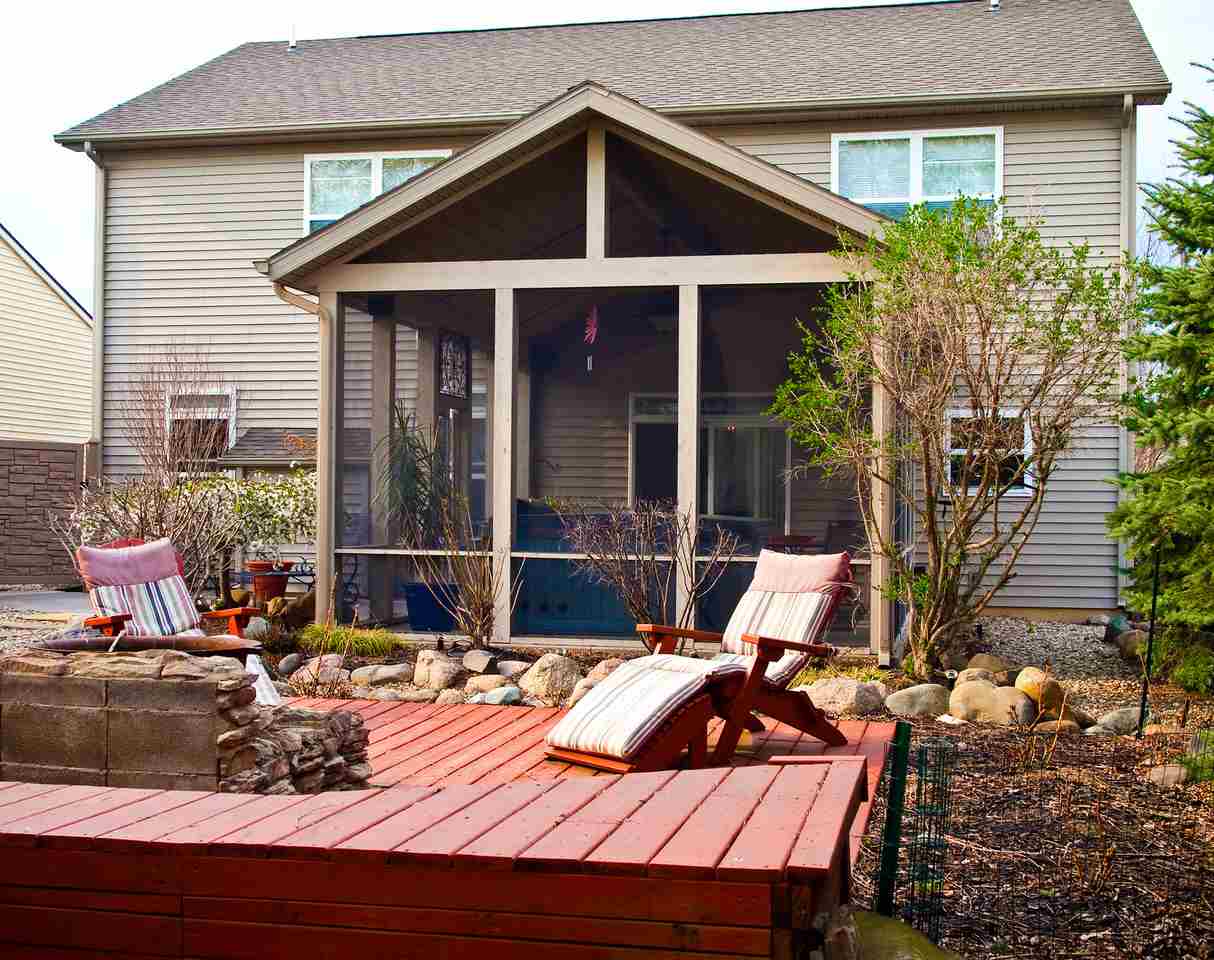 9022 Brickshire Pkwy, Fort Wayne, IN 46815 photo 3