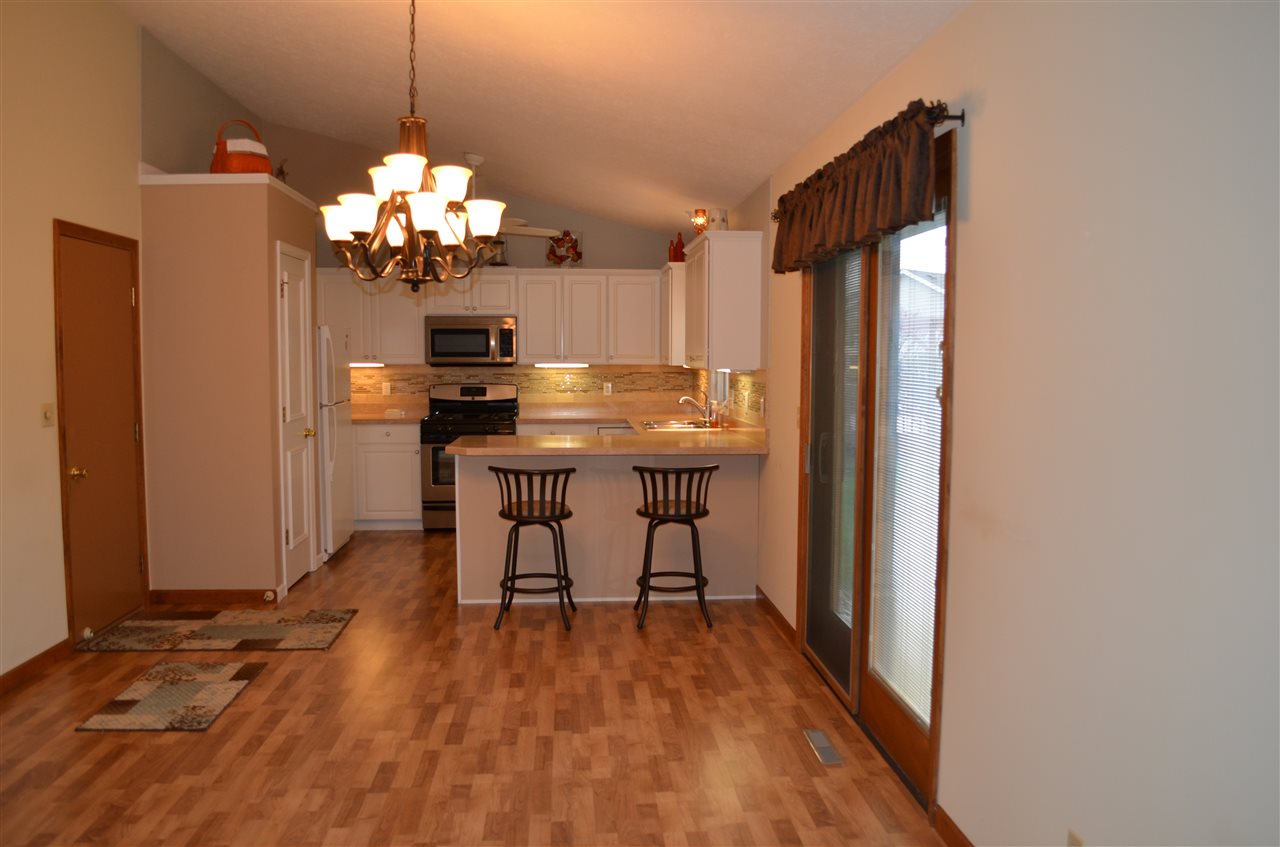 55783 Rooster Ln, Osceola, IN 46561 photo 5