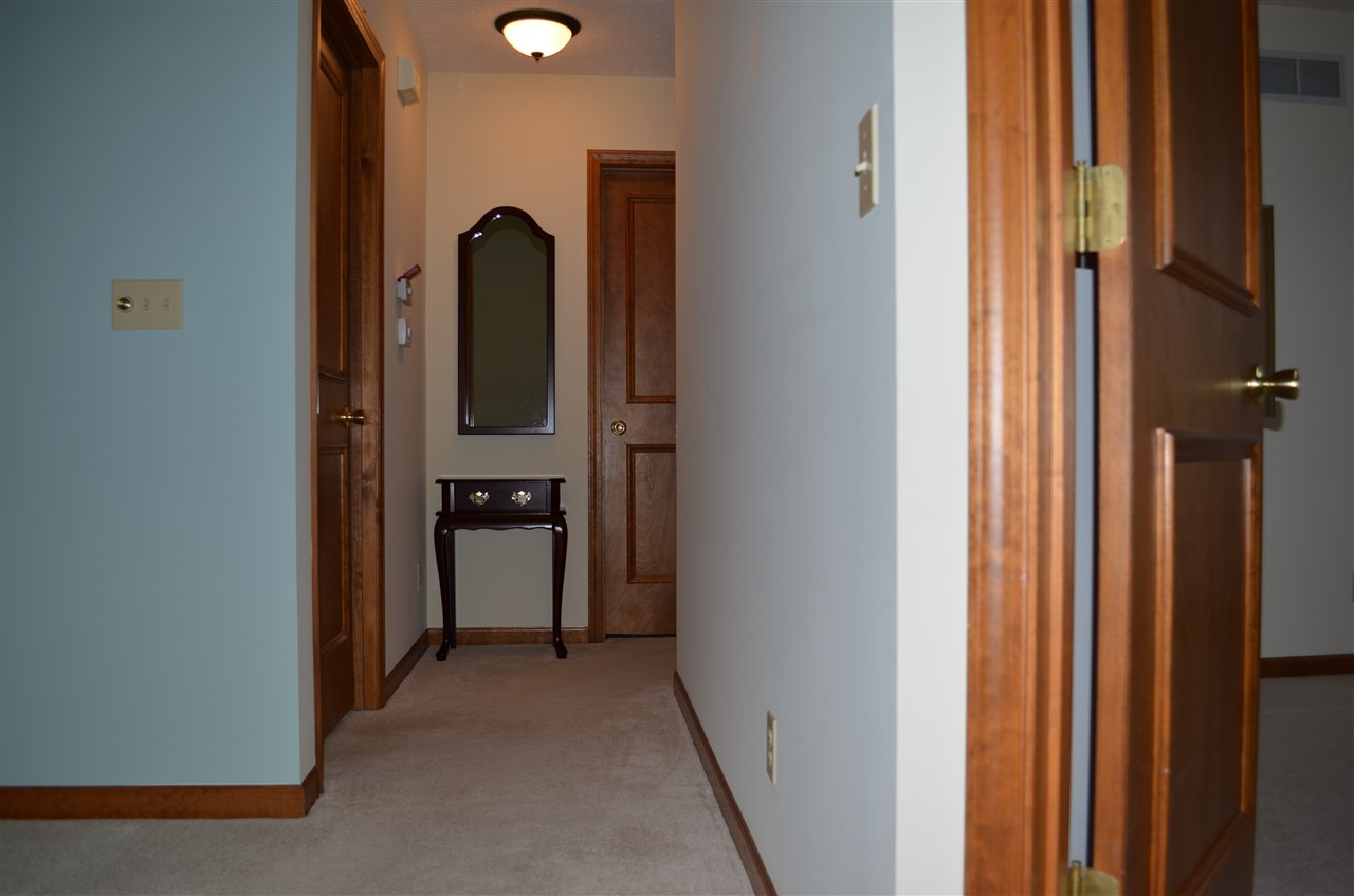 55783 Rooster Ln, Osceola, IN 46561 photo 15