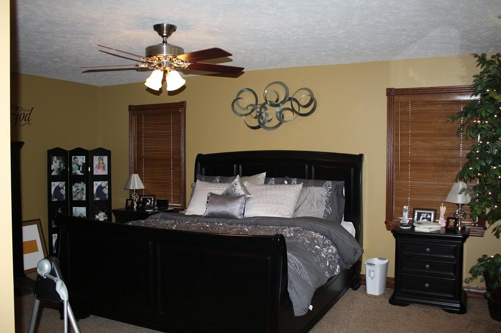 296 Abel Ln, Loogootee, IN 47553 photo 3