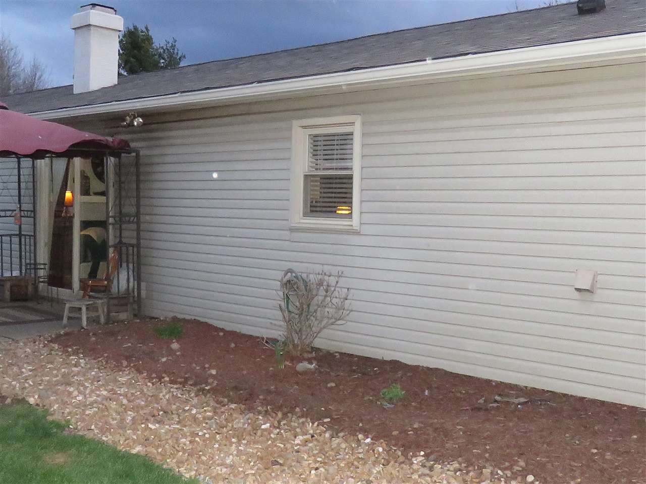 2010 Bowie Ct, Kendallville, IN 46755 photo 12