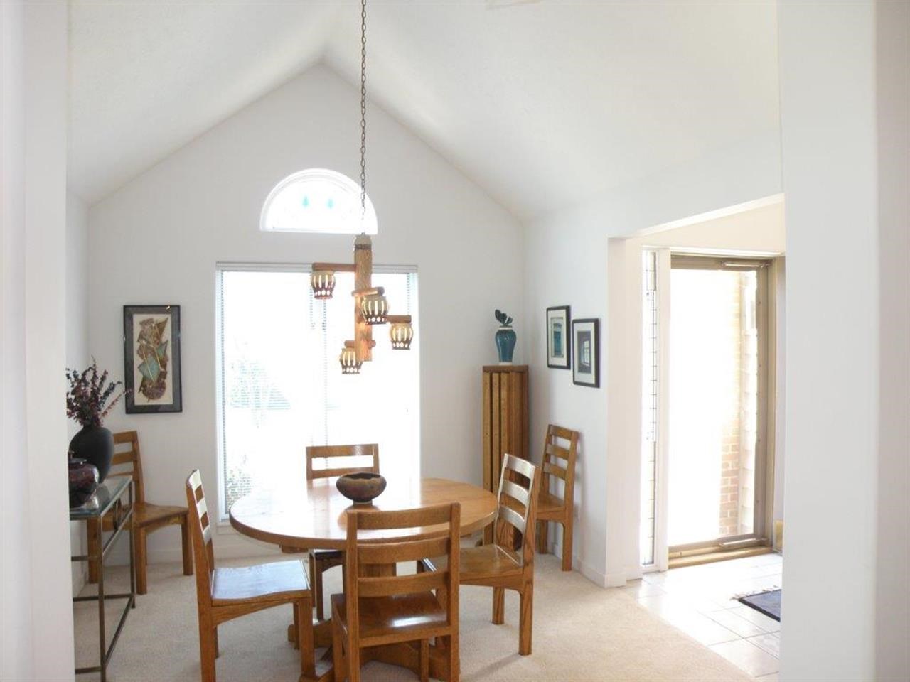 2212 Wakefield Rd, Goshen, IN 46528 photo 9