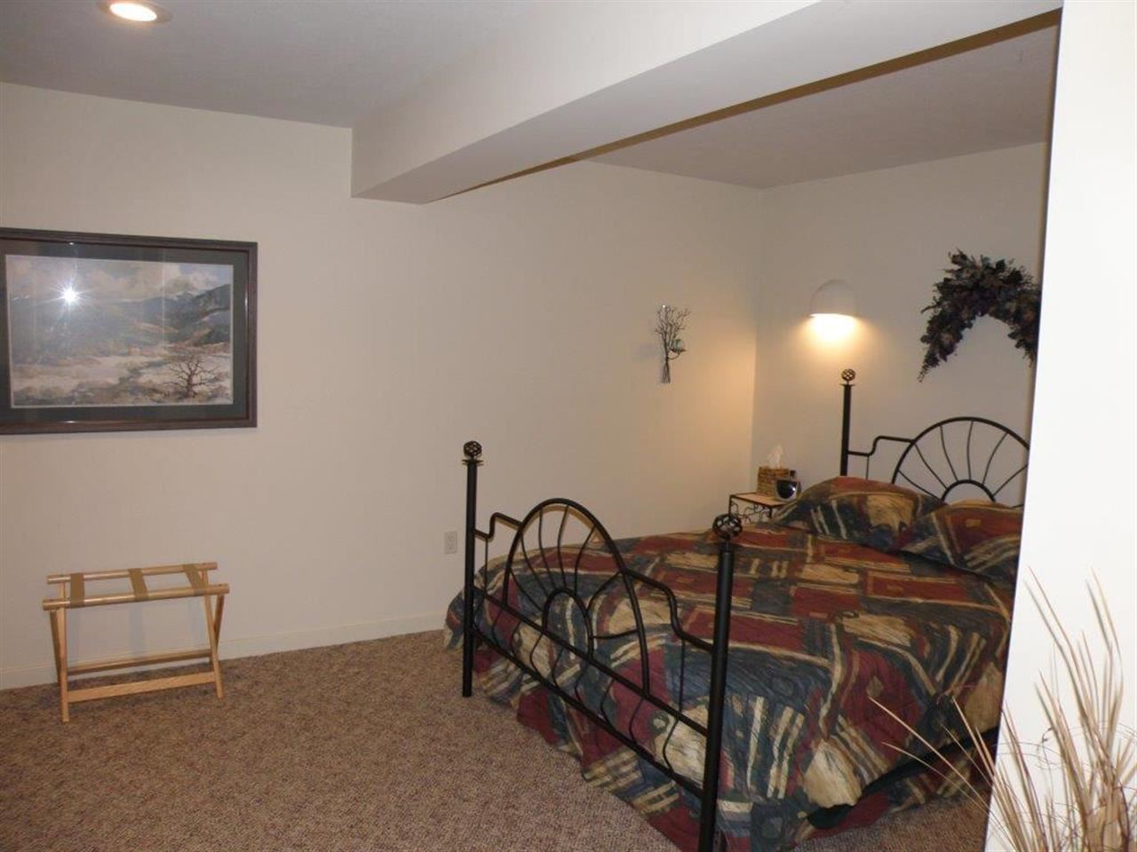 2212 Wakefield Rd, Goshen, IN 46528 photo 19