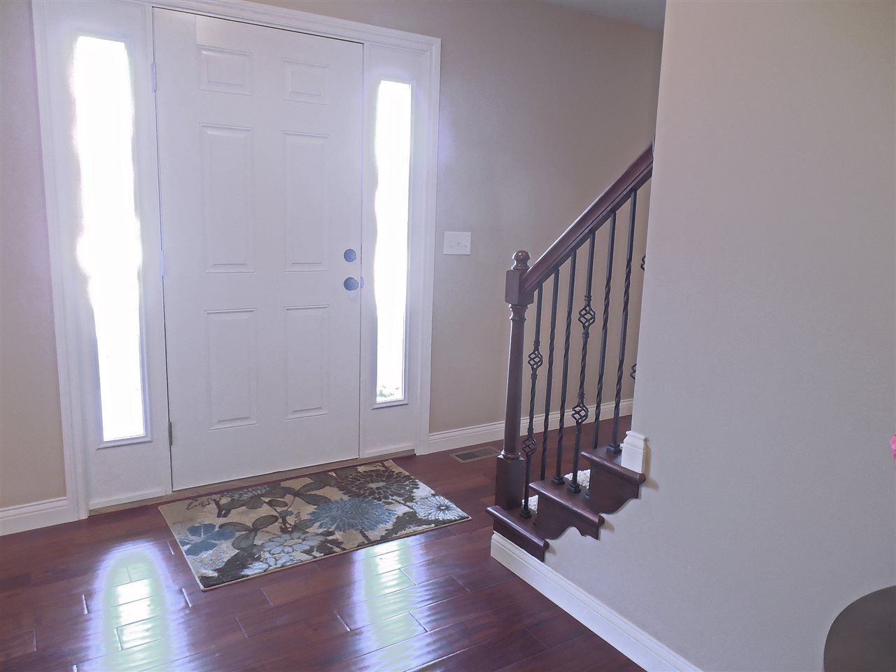 8929 Hartwell Dr, Evansville, IN 47725 photo 2