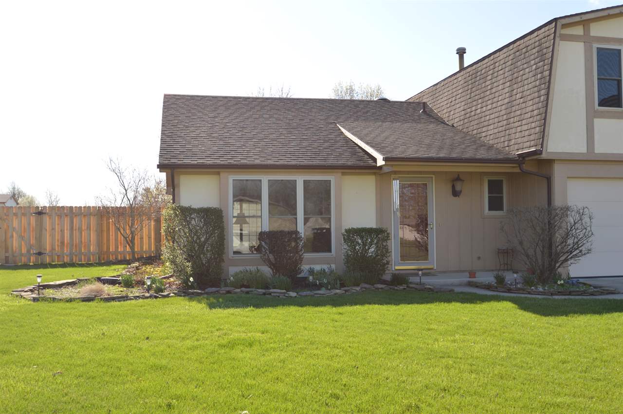 6230 Shell Dr, Fort Wayne, IN 46835 photo 2