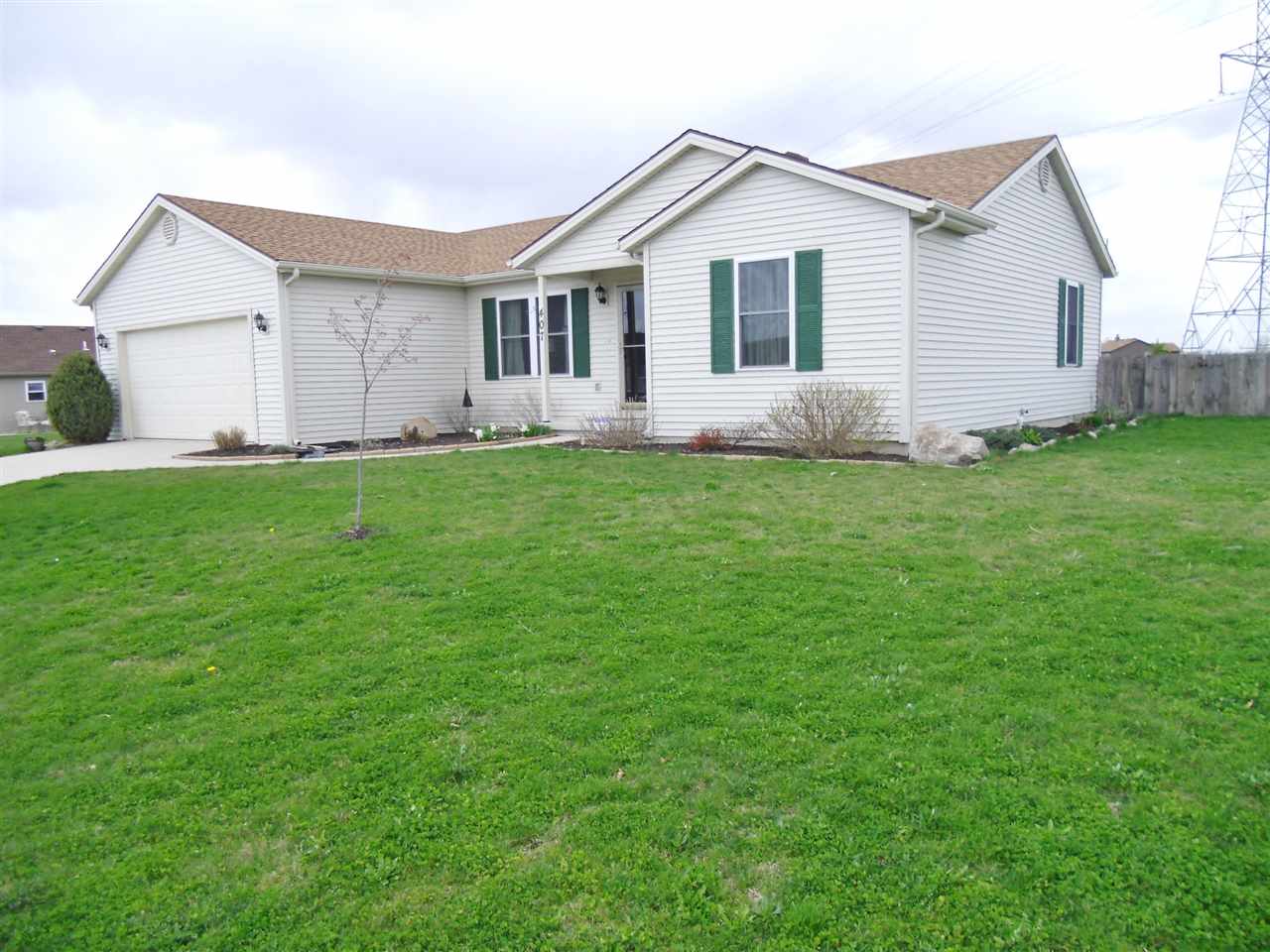407 Sycamore Way, Avilla, IN 46710 photo 2
