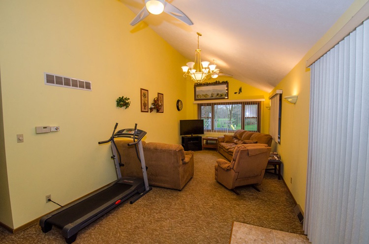 61675 Mayflower Rd, South Bend, IN 46614 photo 16