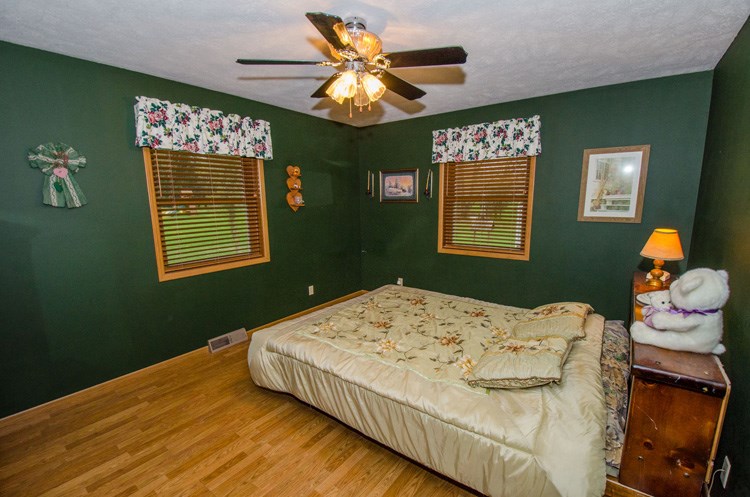 61675 Mayflower Rd, South Bend, IN 46614 photo 17