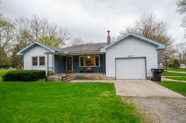 61675 Mayflower Rd, South Bend, IN 46614 photo 1