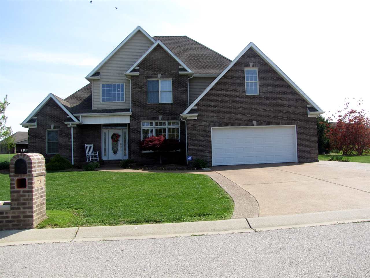 706 E Haub St, Haubstadt, IN 47639 photo 1
