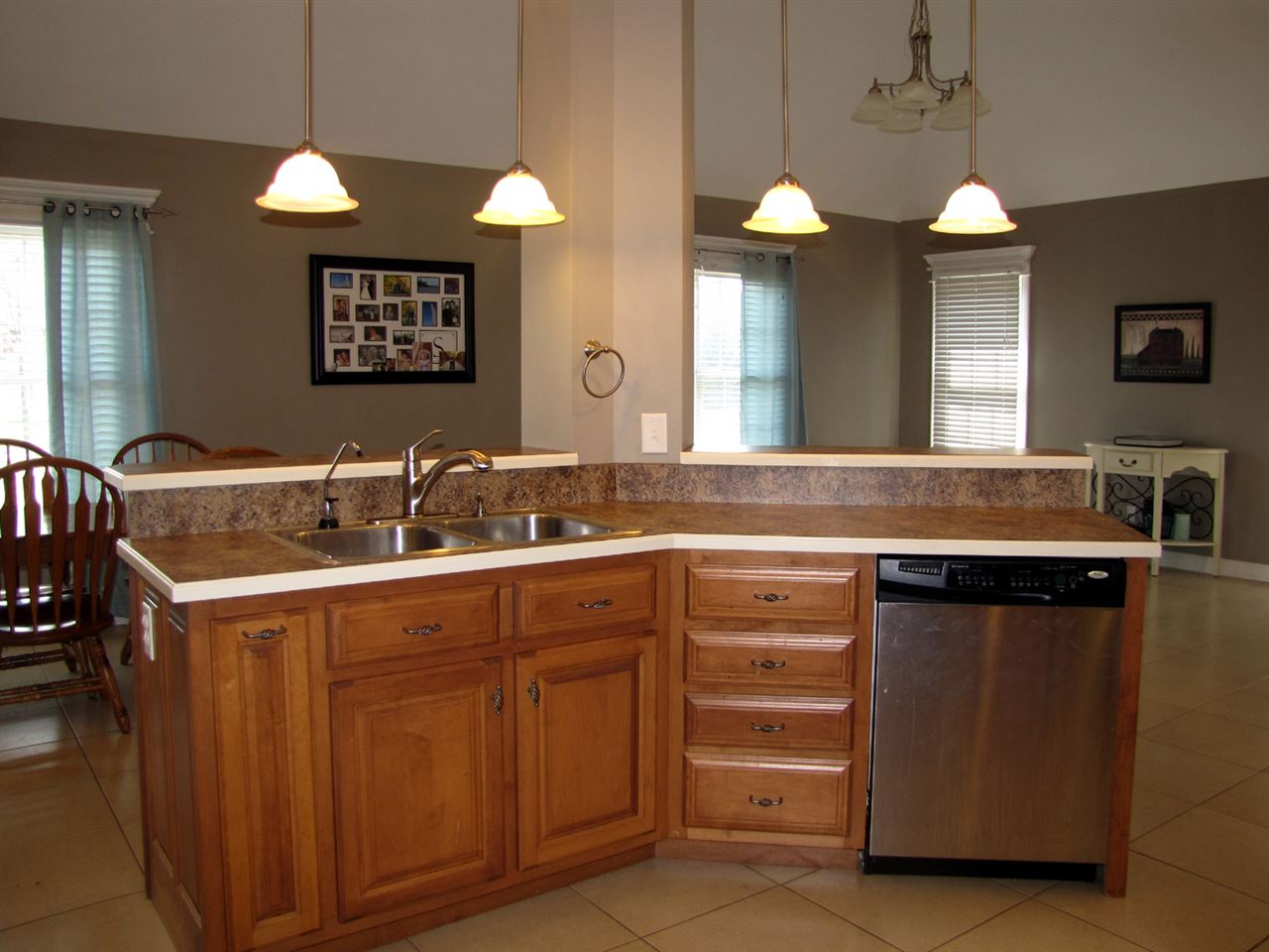 706 E Haub St, Haubstadt, IN 47639 photo 16