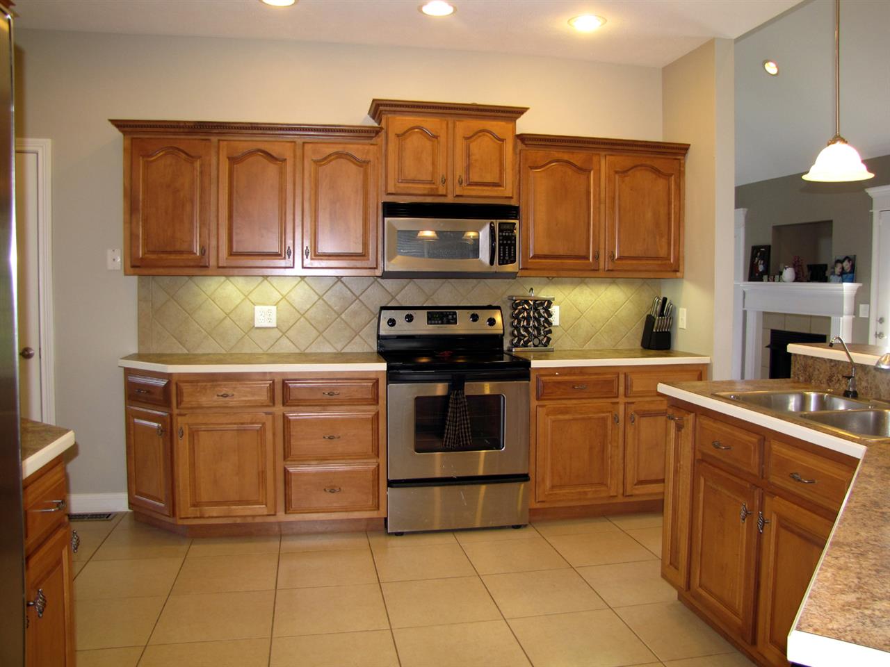 706 E Haub St, Haubstadt, IN 47639 photo 15