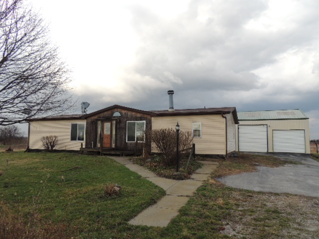 15130 Hand Rd, Fort Wayne, IN 46818 photo 1
