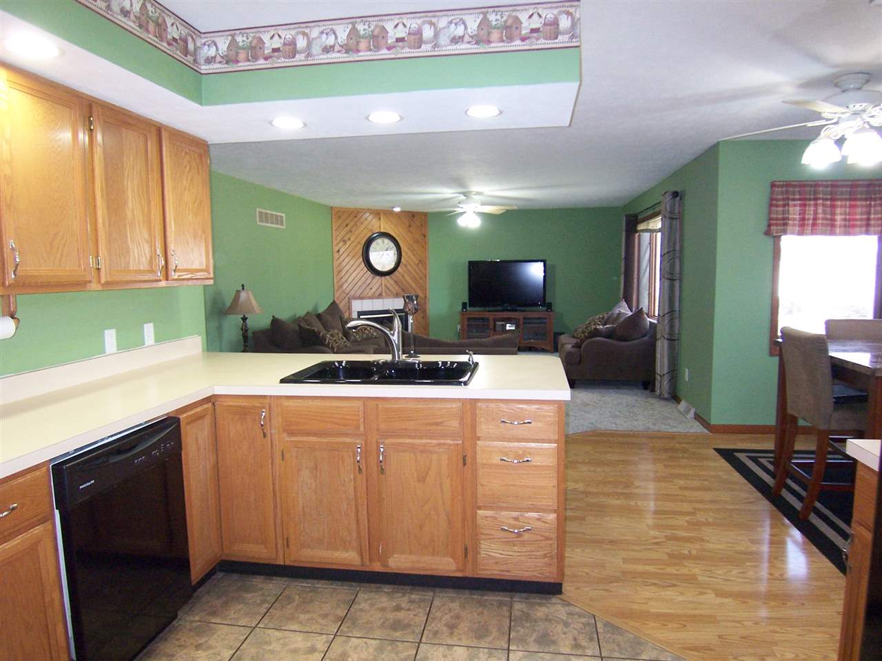 11485 Old Oak Ct, Granger, IN 46530 photo 3