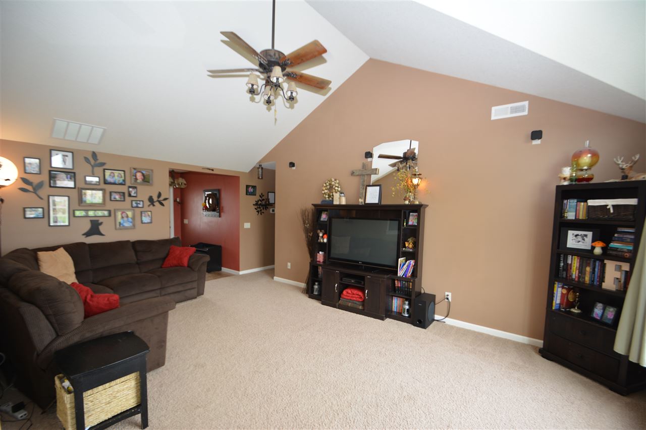 917 Mannes Pine Cv, Fort Wayne, IN 46814 photo 10
