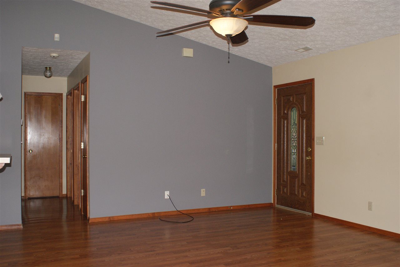 1939 Seasons Ridge Blvd, Evansville, IN 47715 photo 4