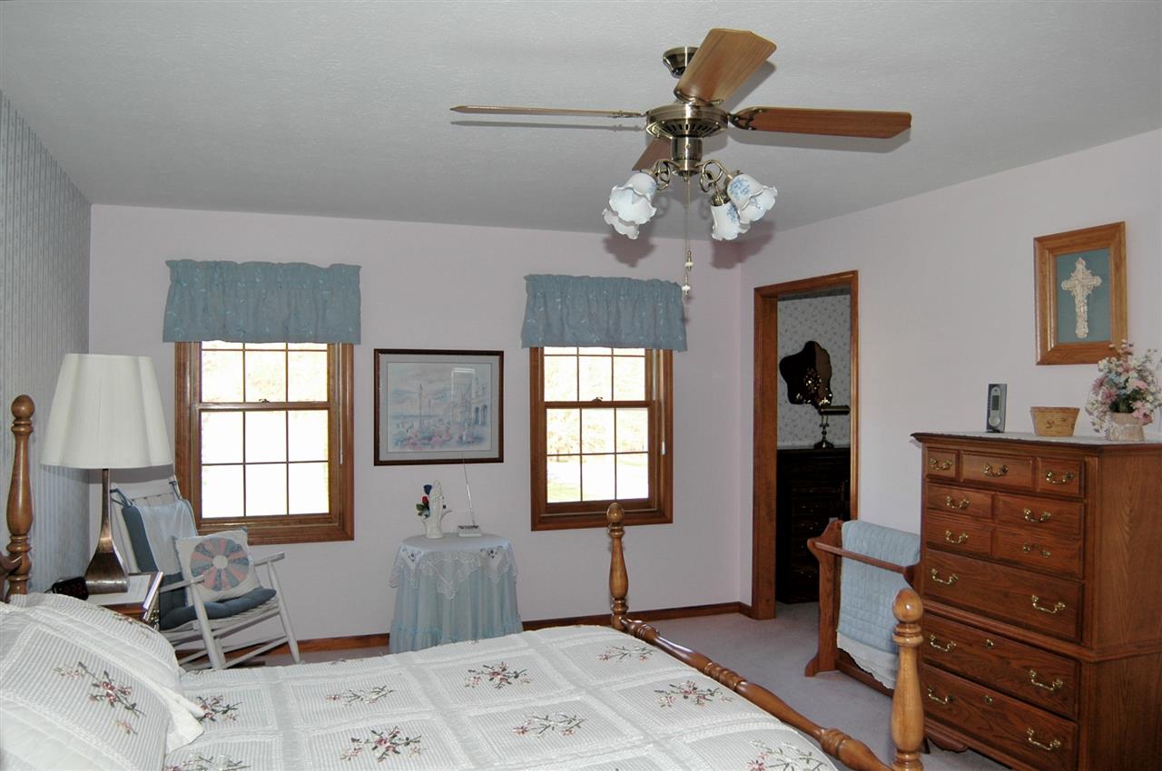 51676 Pebble Brooke Dr, Granger, IN 46530 photo 18