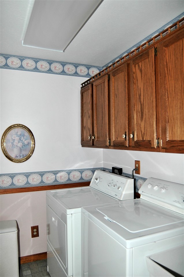 51676 Pebble Brooke Dr, Granger, IN 46530 photo 26
