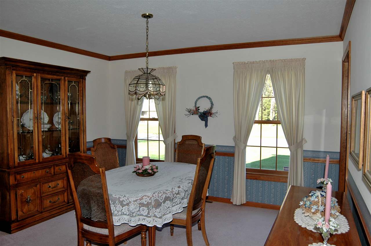 51676 Pebble Brooke Dr, Granger, IN 46530 photo 12
