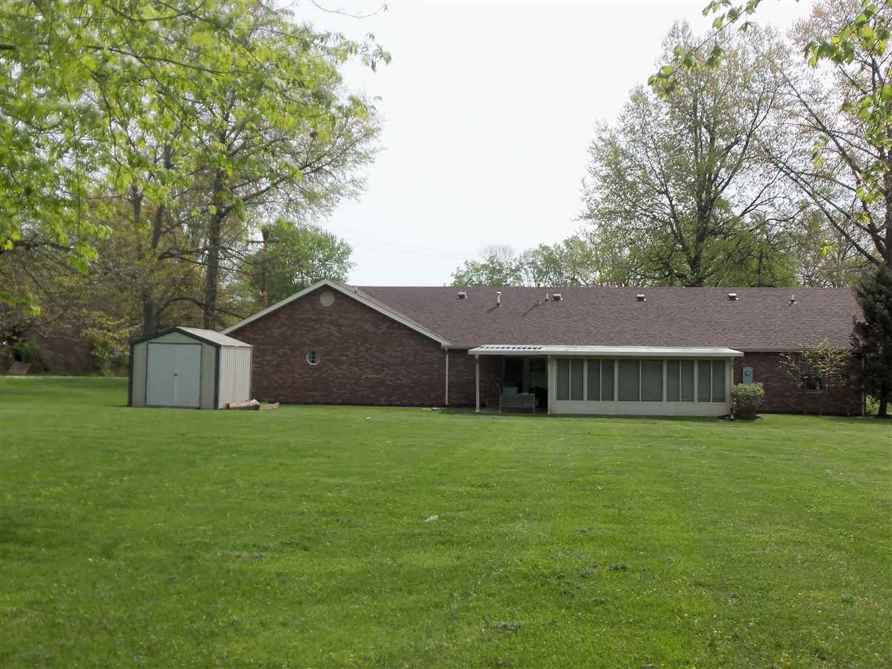 503 NE 21st St, Washington, IN 47501 photo 16