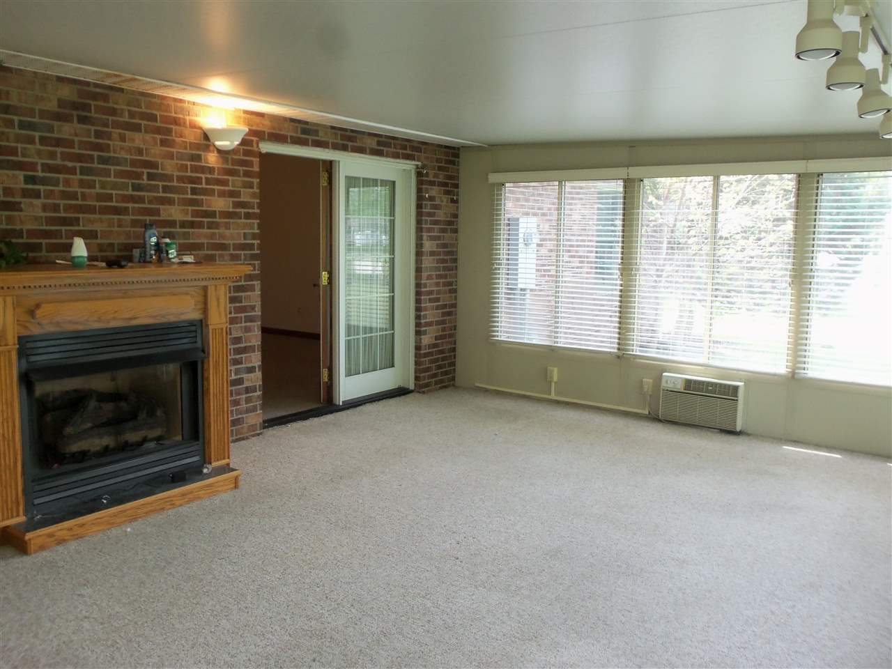 503 NE 21st St, Washington, IN 47501 photo 7