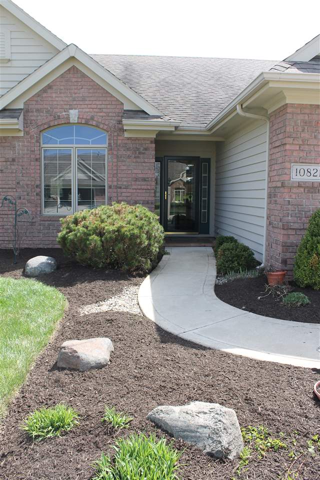 10821 Summerhill Pl, Fort Wayne, IN 46814 photo 3