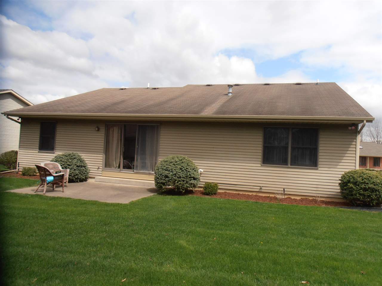6123 Old English Ct, South Bend, IN 46614 photo 6