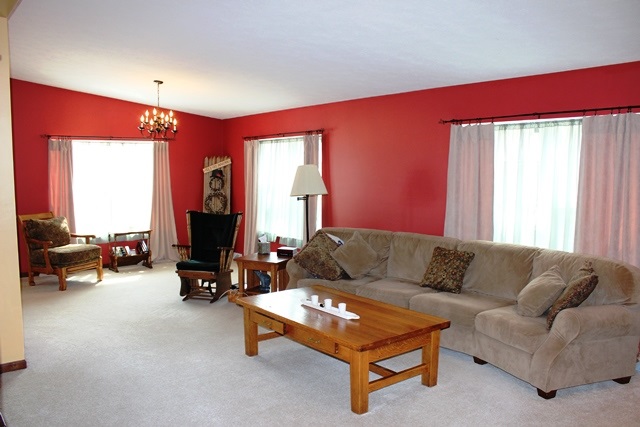 412 E Jackson St, Mentone, IN 46539 photo 3