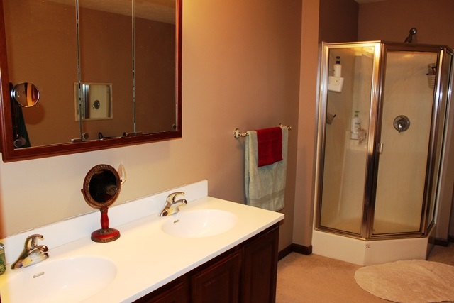 412 E Jackson St, Mentone, IN 46539 photo 10