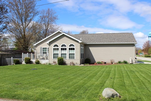 412 E Jackson St, Mentone, IN 46539 photo 21