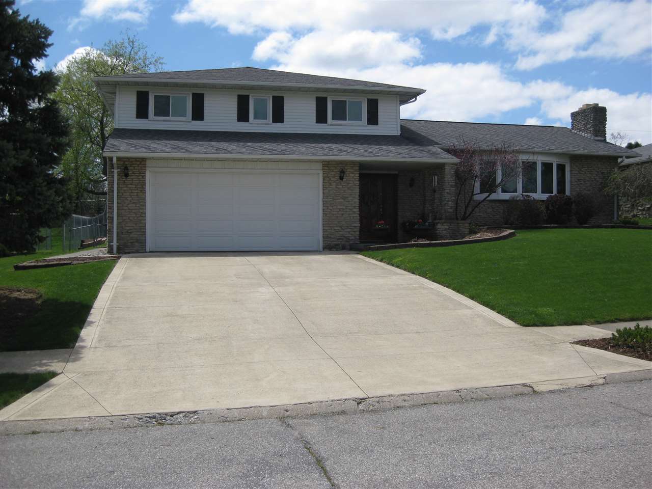 2235 Westdale Ct, Kokomo, IN 46901 photo 1