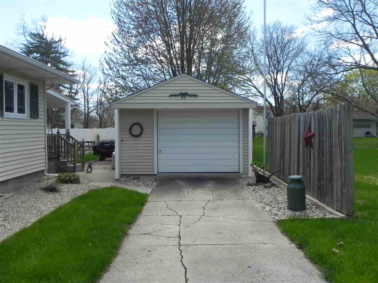607 E Sixth St, North Manchester, IN 46962 photo 18