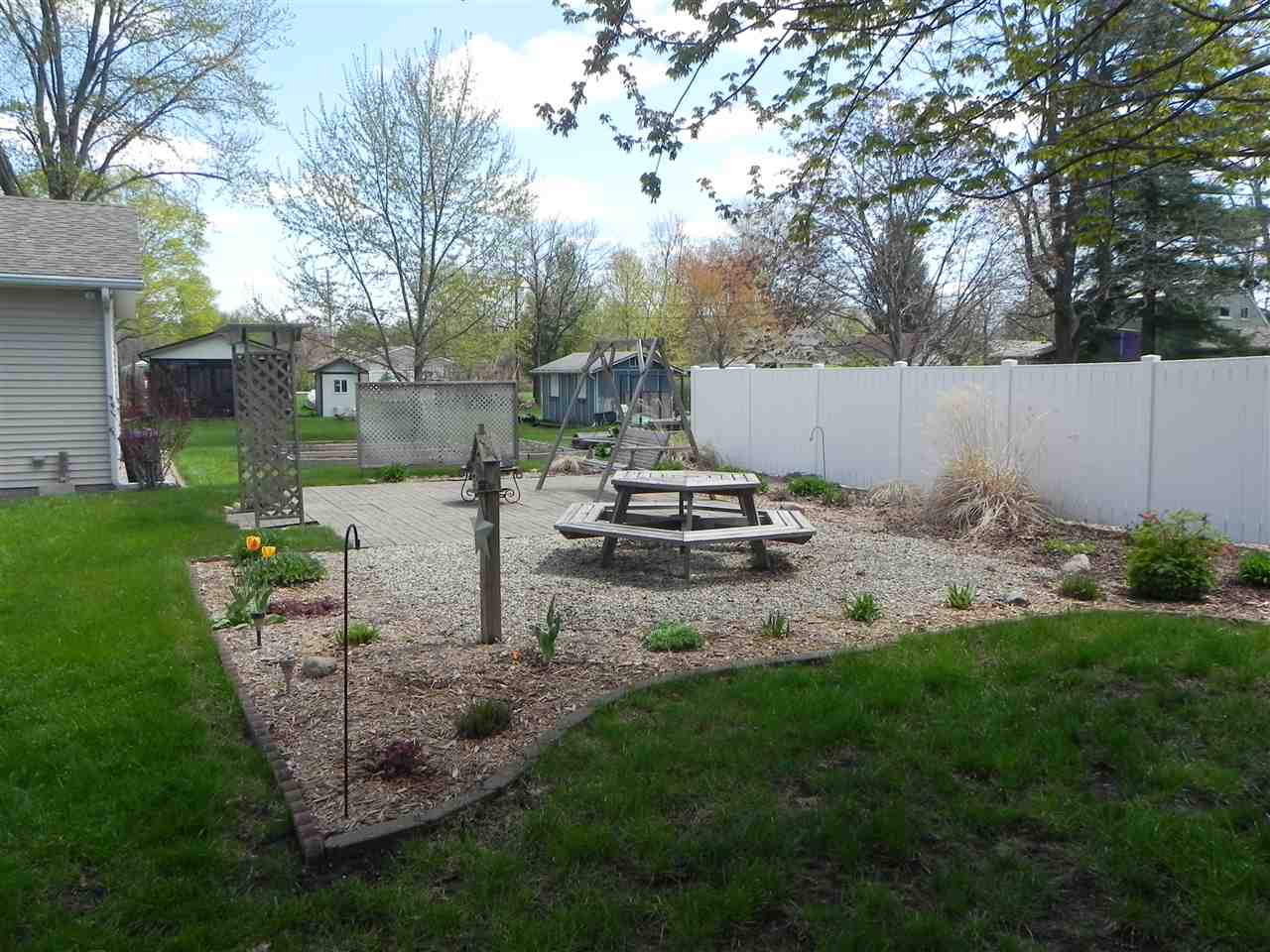 607 E Sixth St, North Manchester, IN 46962 photo 15