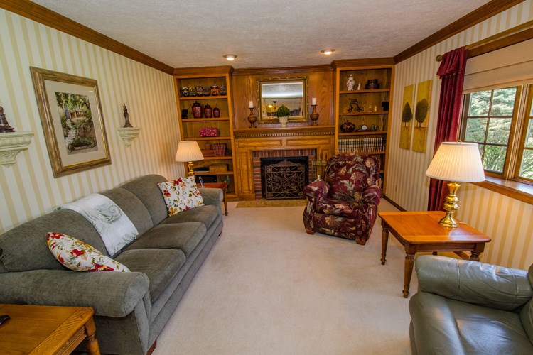 52131 Broken Arrow Dr, Granger, IN 46530 photo 16