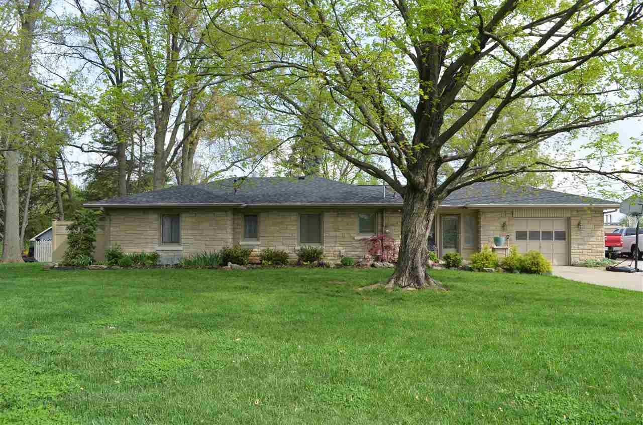3514 E Schmitt Ln, Evansville, IN 47711 photo 2