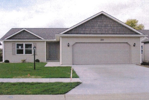 1225 Park Meadows Dr, Goshen, IN 46526 photo 1