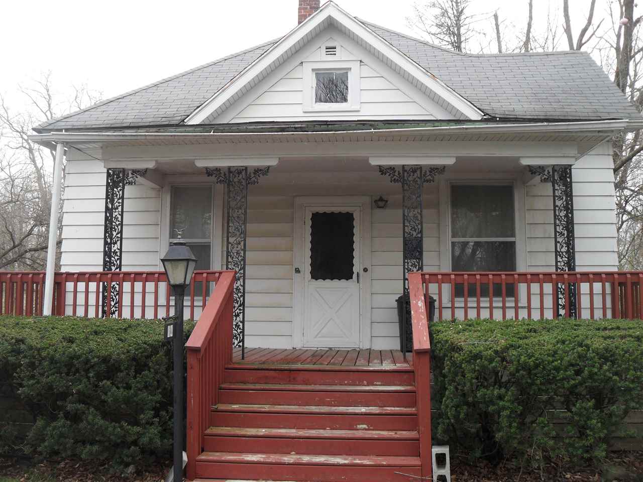 64 W Warren St, Peru, IN 46970 photo 1