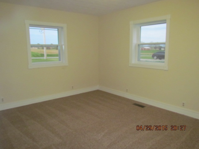 1167 N 800 E, Greentown, IN 46936 photo 2