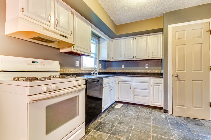 1431 Springbrook Rd, Fort Wayne, IN 46825 photo 9