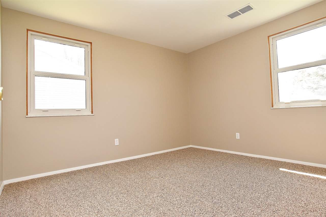 612 Park Meadow Dr, Ligonier, IN 46767 photo 11
