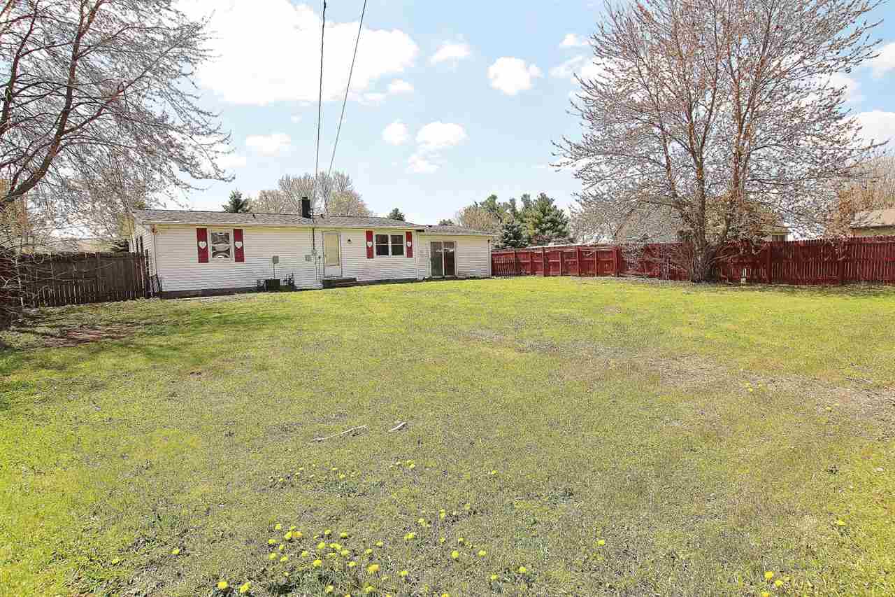 612 Park Meadow Dr, Ligonier, IN 46767 photo 15