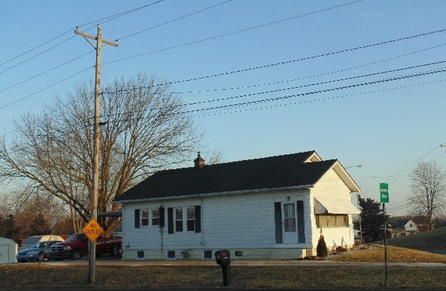 903 3rd Ave, Jasper, IN 47546 photo 2