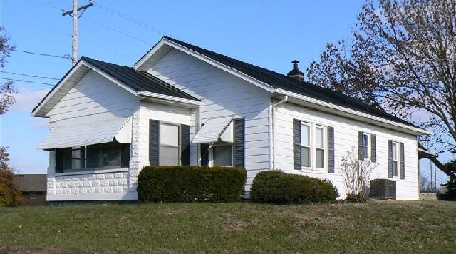 903 3rd Ave, Jasper, IN 47546 photo 1