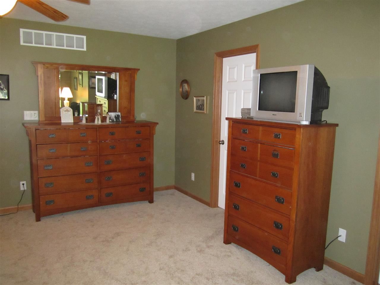 30289 Priem Rd, Elkhart, IN 46514 photo 15